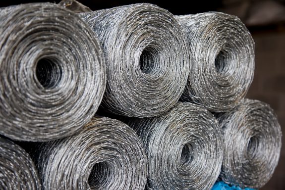 Heavy Galvanised Wire Netting 19mm. Wire mesh fencing.