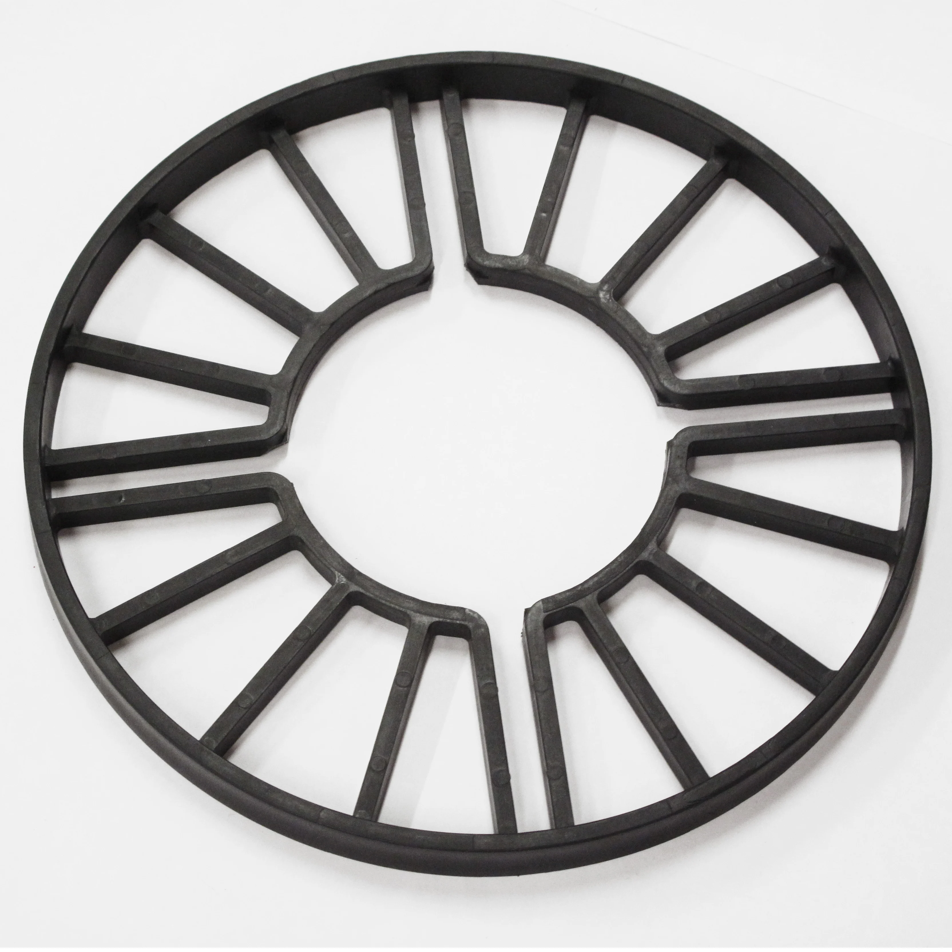 Large Pan Feeder Anti Flick Ring
